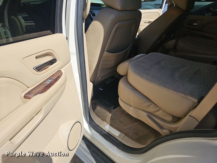 image for item EK0865 2010 Cadillac  Escalade SUV
