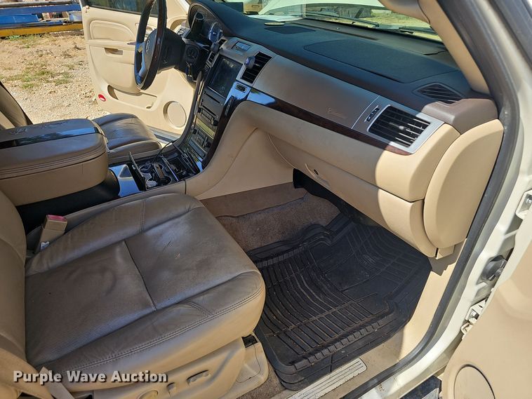 image for item EK0865 2010 Cadillac  Escalade SUV