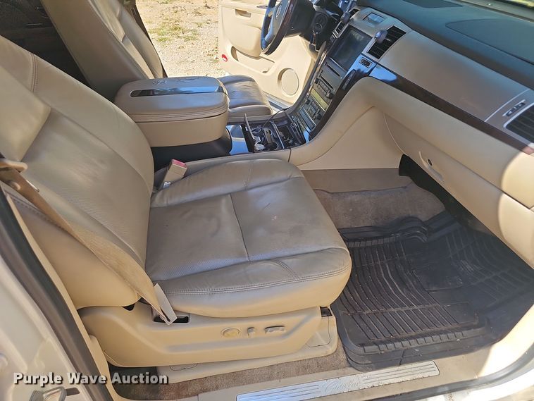 image for item EK0865 2010 Cadillac  Escalade SUV