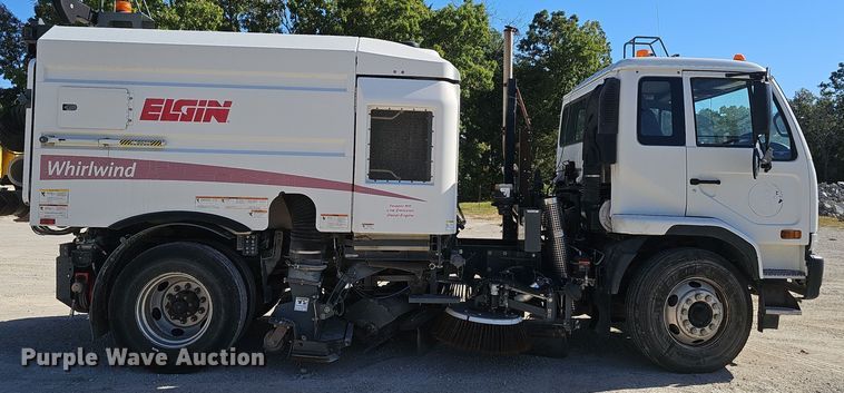 image for item EK0868 2008 UD Elgin 3300 street sweeper truck
