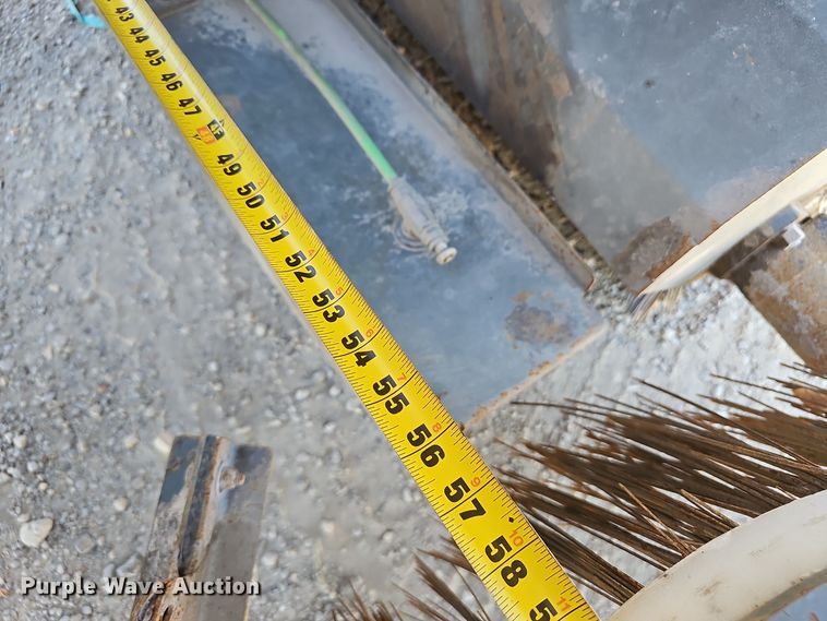 image for item EK0868 2008 UD Elgin 3300 street sweeper truck