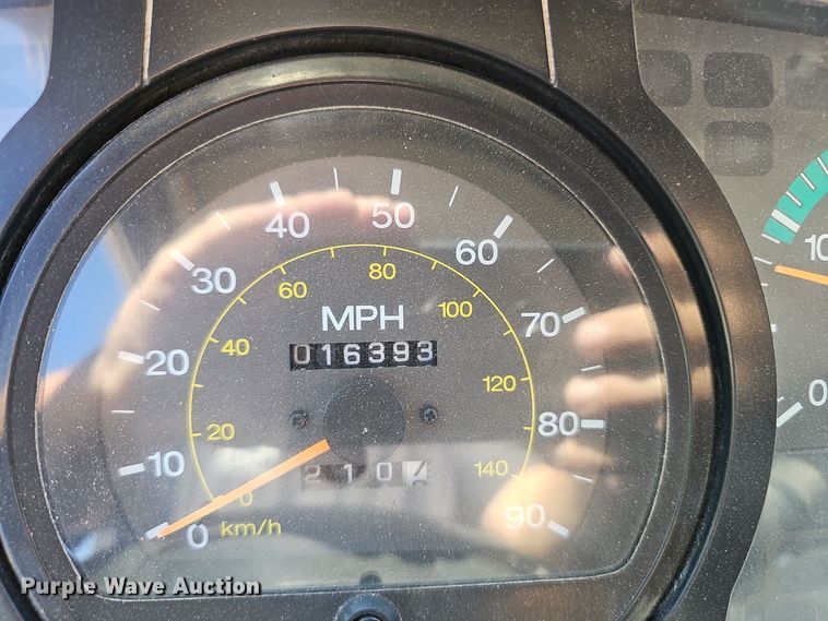 image for item EK0868 2008 UD Elgin 3300 street sweeper truck