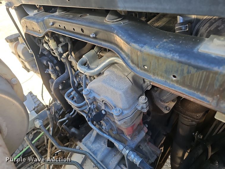 image for item EK0868 2008 UD Elgin 3300 street sweeper truck