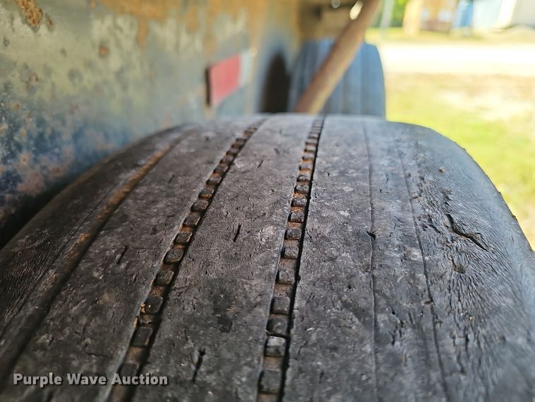 image for item EK0873 2005 Rice Trailer equipment trailer