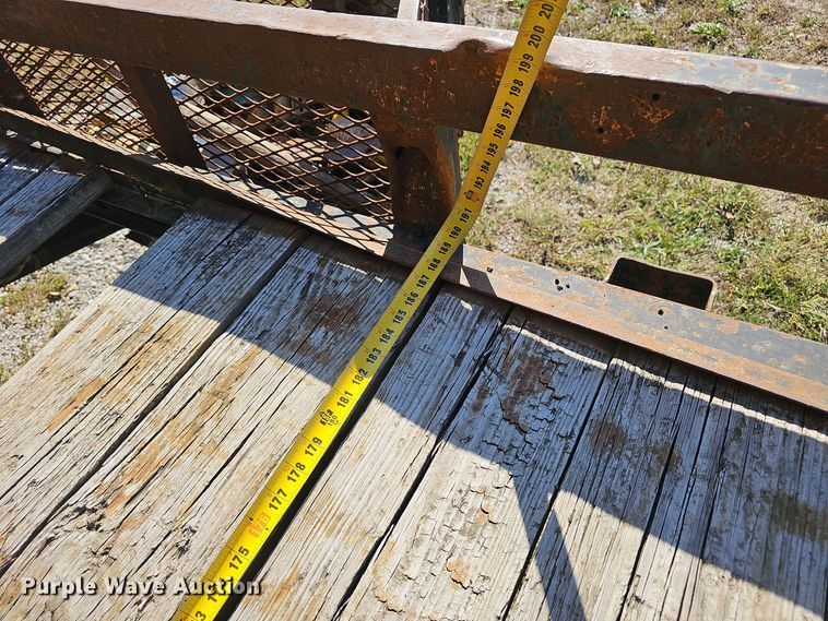 image for item EK0873 2005 Rice Trailer equipment trailer