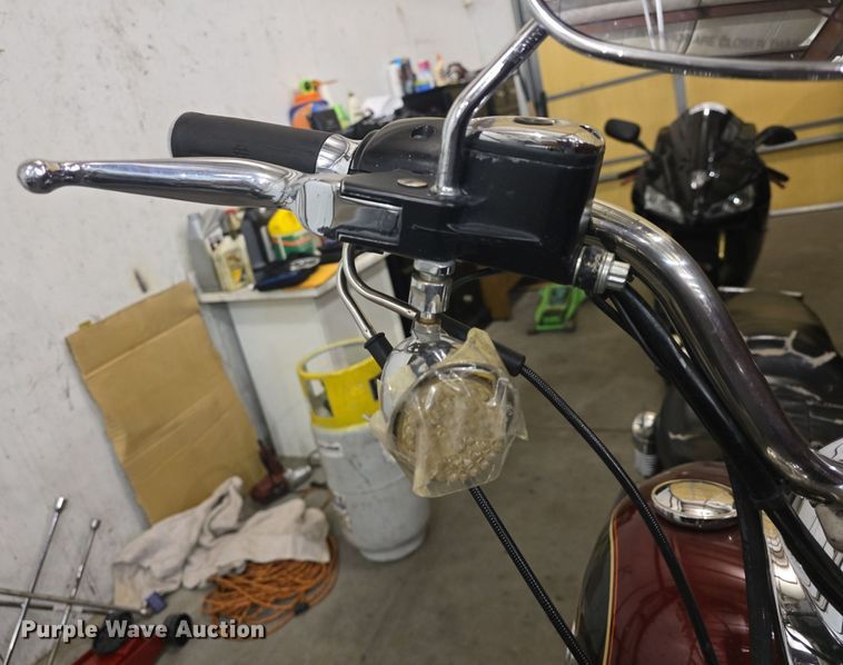 image for item EK2259 2007 Harley Davidson  Dyna low rider motorcycle