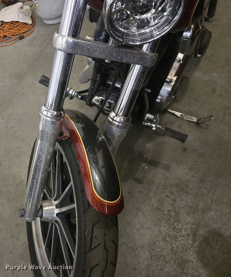 image for item EK2259 2007 Harley Davidson  Dyna low rider motorcycle