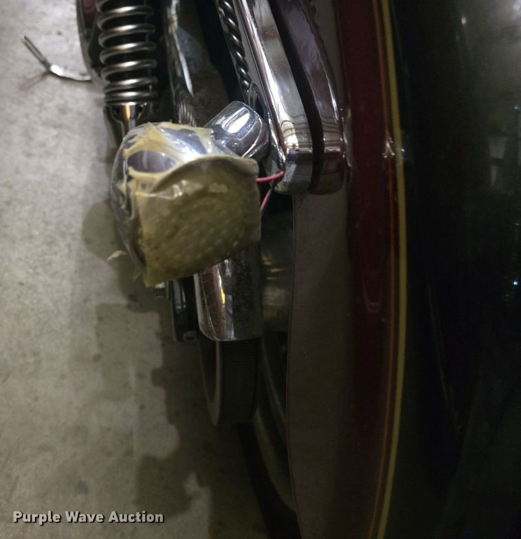 image for item EK2259 2007 Harley Davidson  Dyna low rider motorcycle