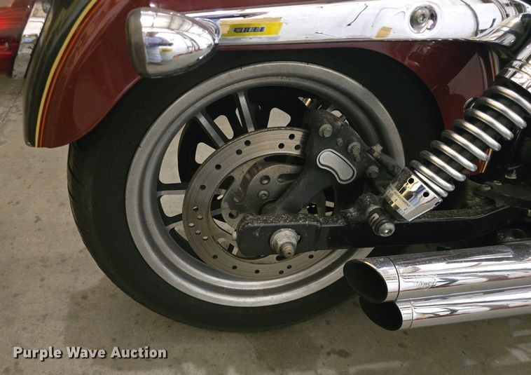 image for item EK2259 2007 Harley Davidson  Dyna low rider motorcycle