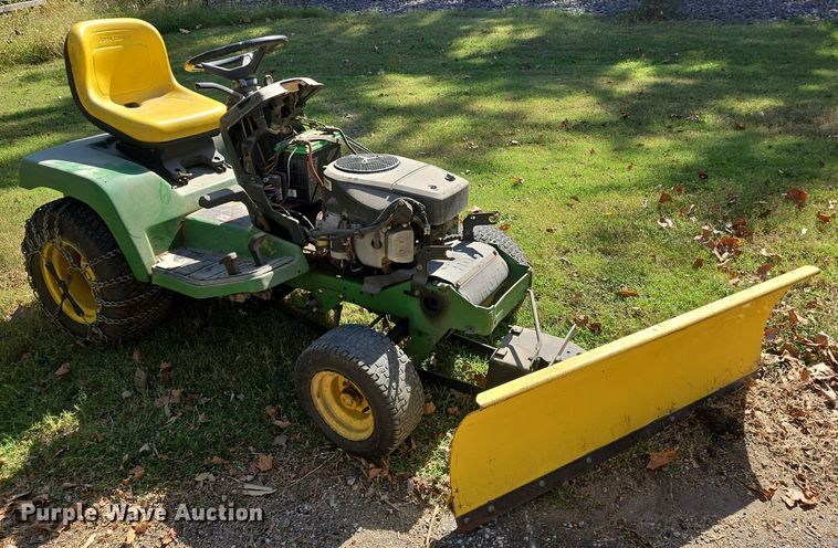 image for item EK2266 (3) John Deere lawn mowers