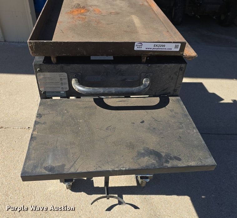 image for item EK2299 2017 Blackstone  1554 griddle