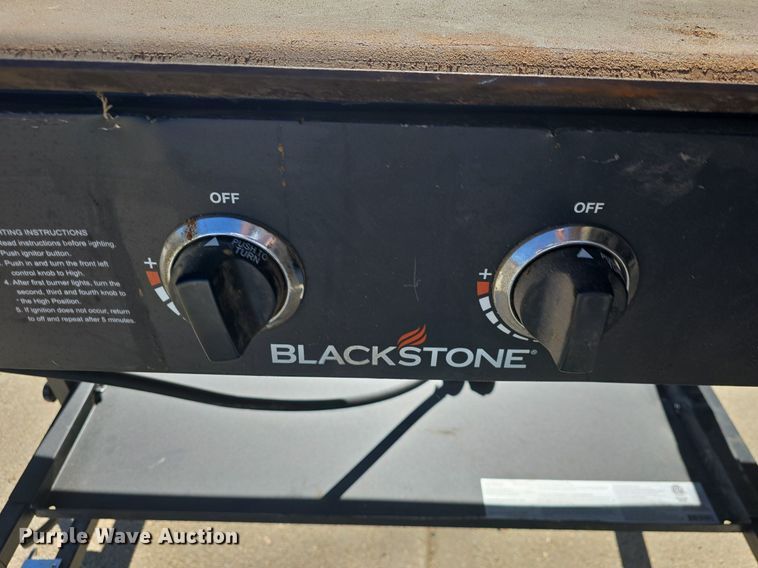 image for item EK2299 2017 Blackstone  1554 griddle