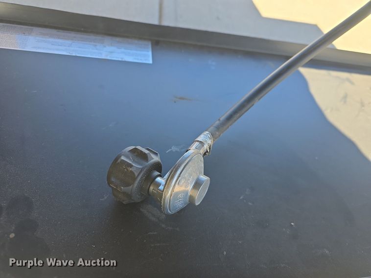 image for item EK2299 2017 Blackstone  1554 griddle