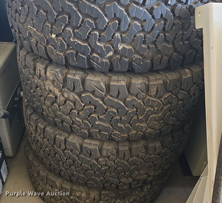 image for item EK2300 (5) tires