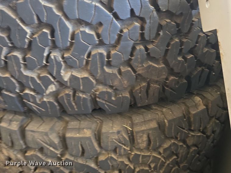 image for item EK2300 (5) tires