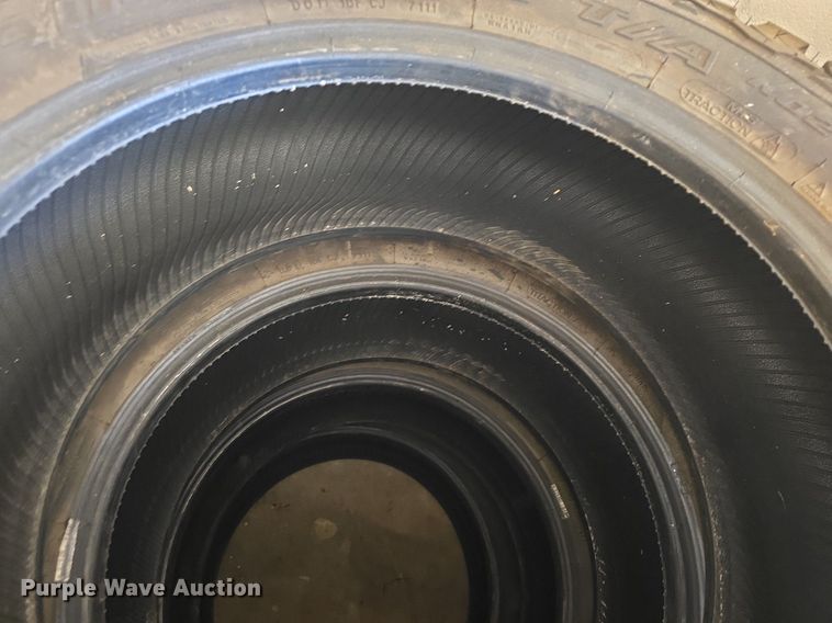 image for item EK2300 (5) tires