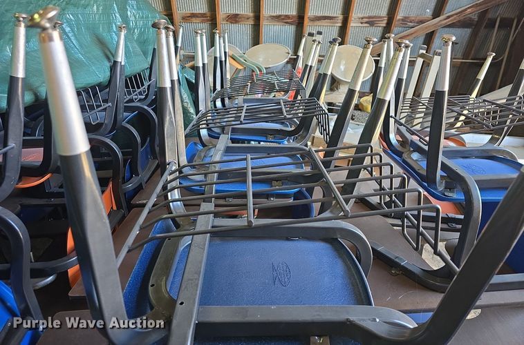 image for item EK2304 Approximately 50 desks