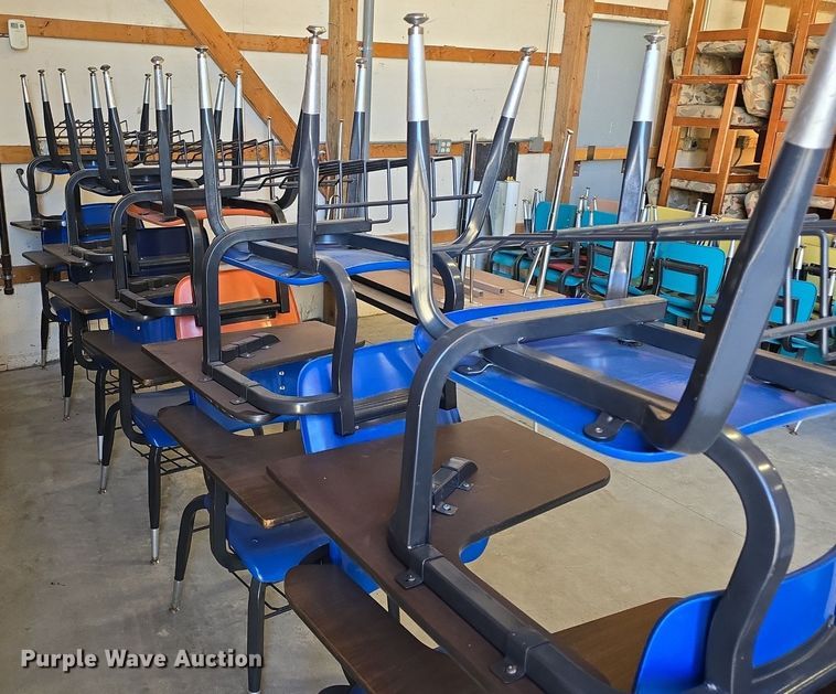 image for item EK2304 Approximately 50 desks