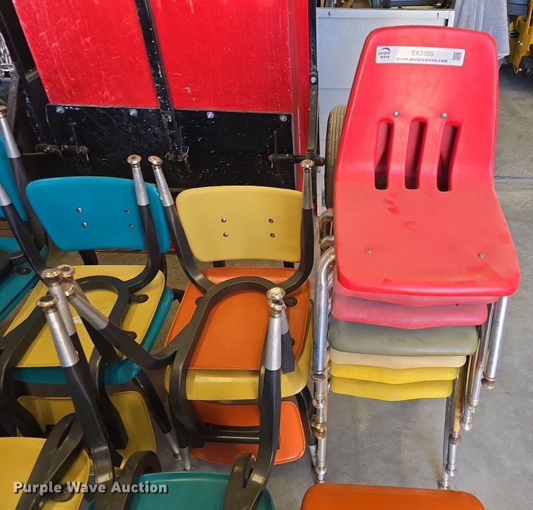 image for item EK2305 Approximately 49 chairs 