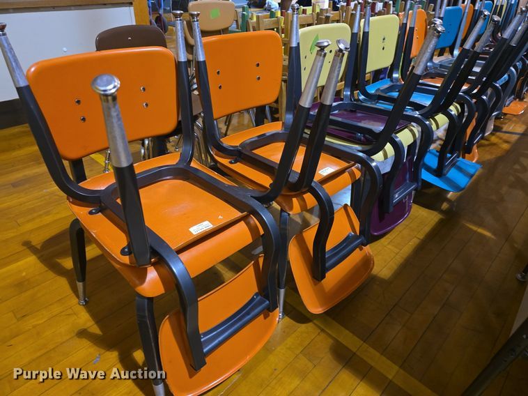 image for item EK2309 Approximately 30 chairs 