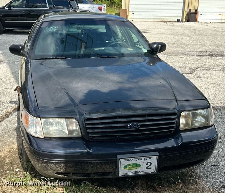 image for item EK3432 1999 Ford Crown Victoria Police Interceptor  