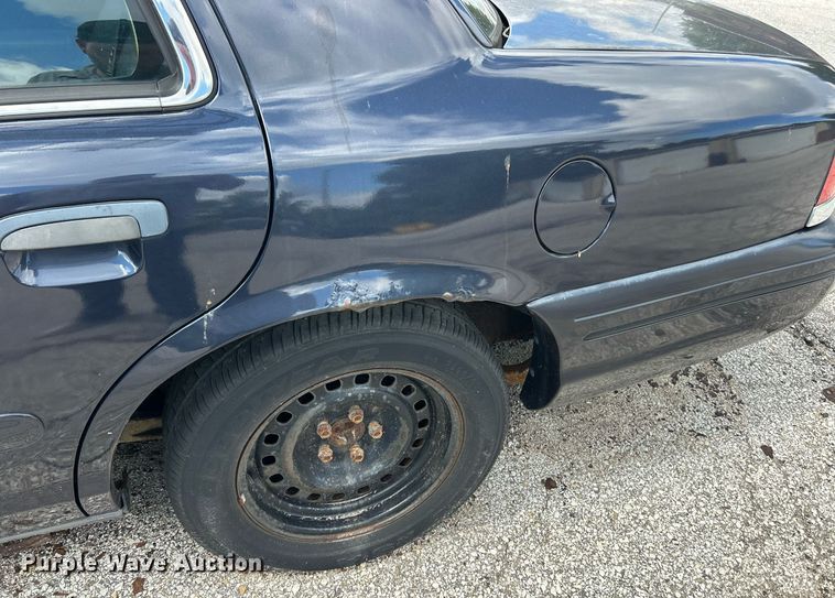 image for item EK3432 1999 Ford Crown Victoria Police Interceptor  