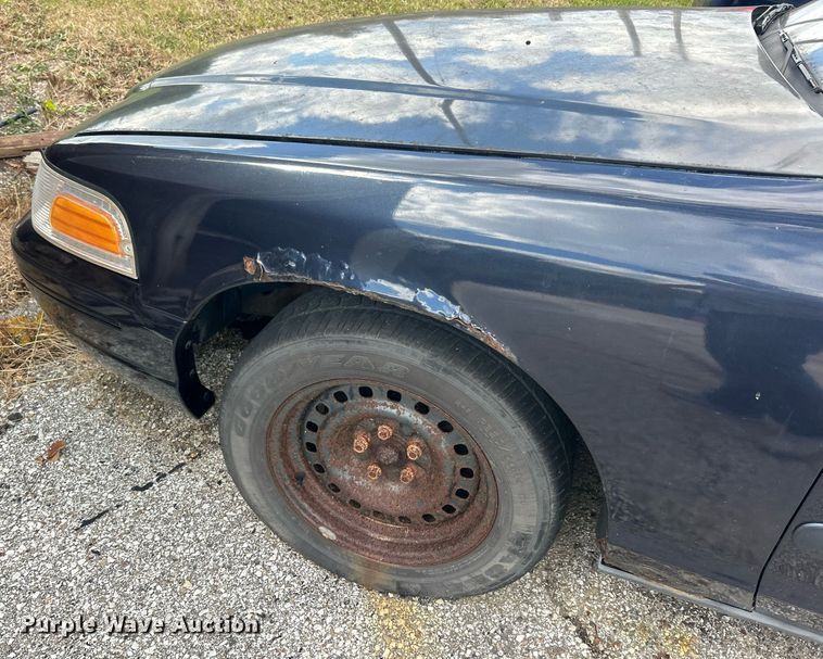 image for item EK3432 1999 Ford Crown Victoria Police Interceptor  