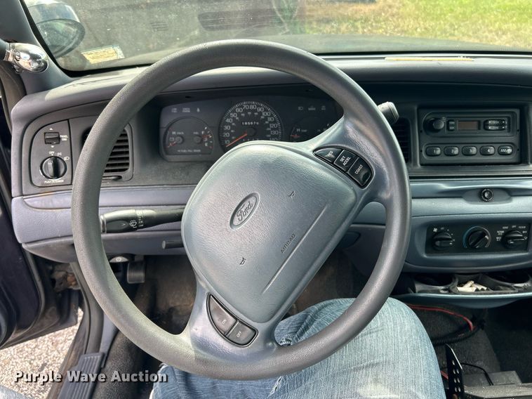 image for item EK3432 1999 Ford Crown Victoria Police Interceptor  