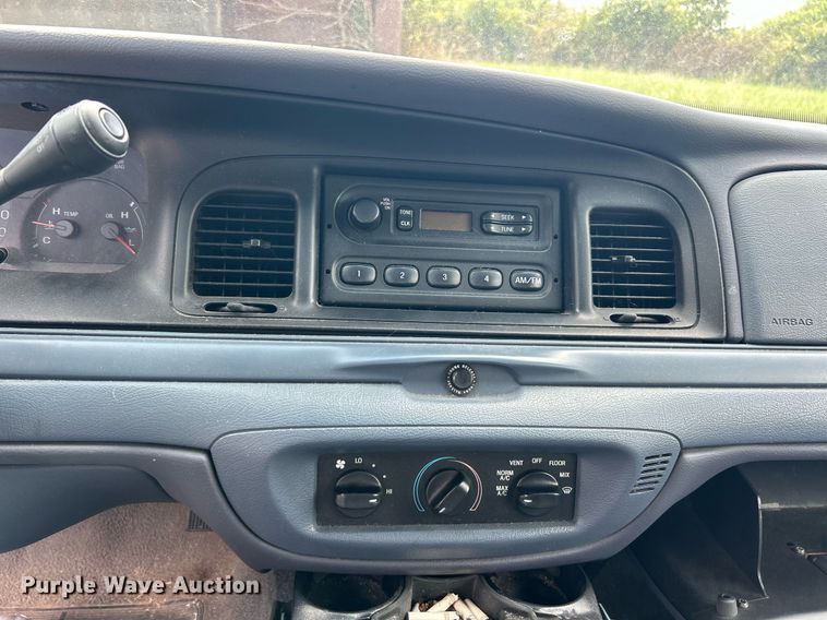 image for item EK3432 1999 Ford Crown Victoria Police Interceptor  