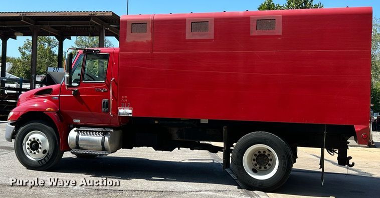 image for item EK3437 2012 International  DuraStar 4300 chipper truck