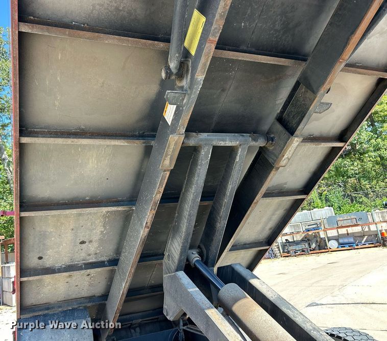 image for item EK3437 2012 International  DuraStar 4300 chipper truck