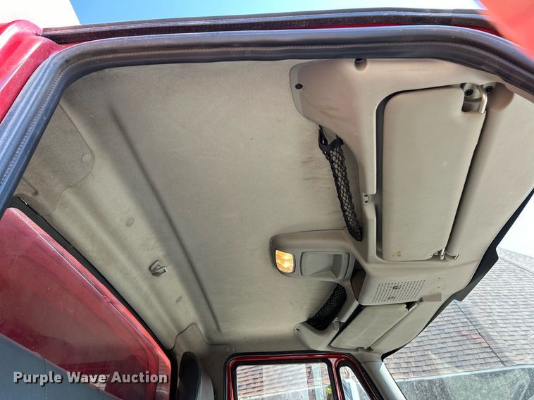 image for item EK3437 2012 International  DuraStar 4300 chipper truck