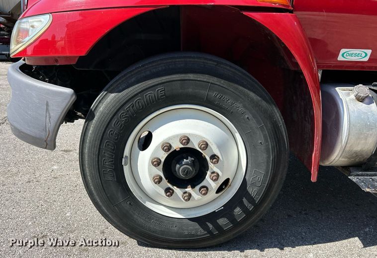 image for item EK3437 2012 International  DuraStar 4300 chipper truck