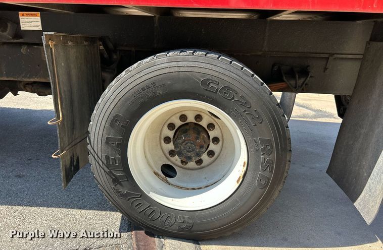 image for item EK3437 2012 International  DuraStar 4300 chipper truck