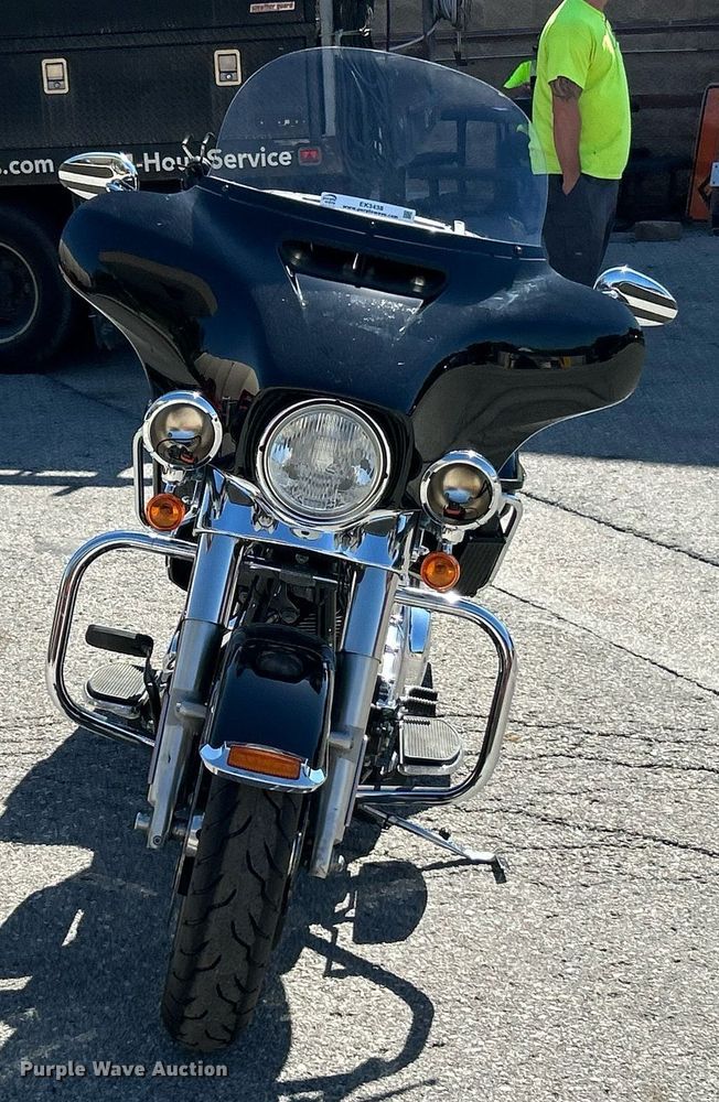 image for item EK3438 2015 Harley Davidson  Electra Glide Police motorcycle