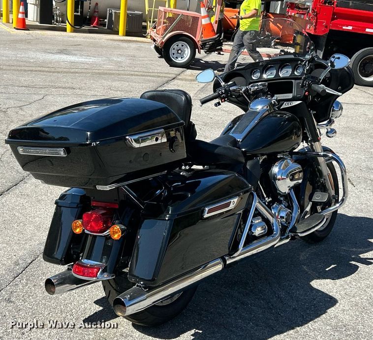 image for item EK3438 2015 Harley Davidson  Electra Glide Police motorcycle