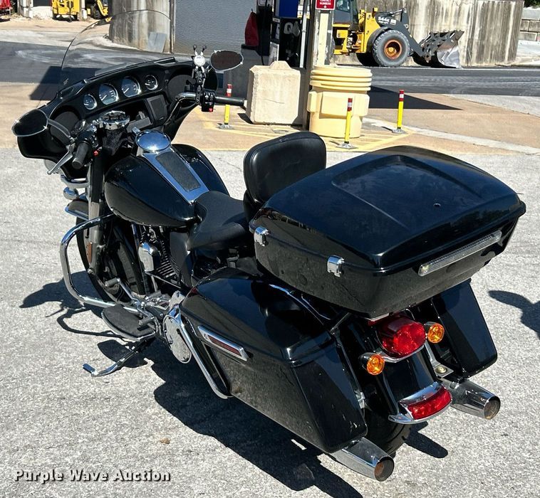 image for item EK3438 2015 Harley Davidson  Electra Glide Police motorcycle