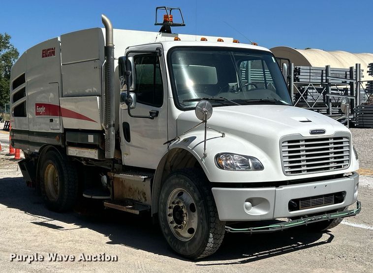 image for item EK3452 2015 Freightliner Business Class M2 street sweeper