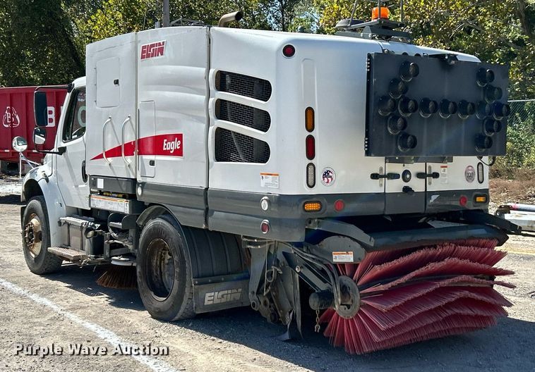 image for item EK3452 2015 Freightliner Business Class M2 street sweeper