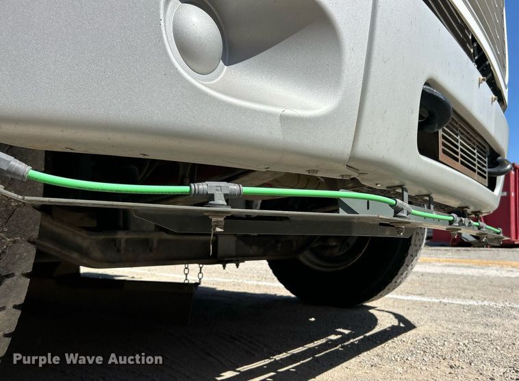 image for item EK3452 2015 Freightliner Business Class M2 street sweeper