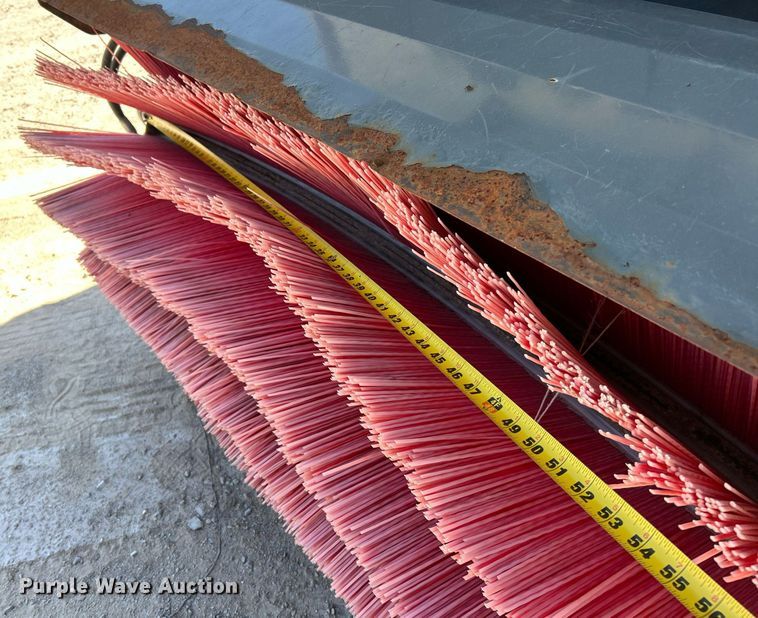 image for item EK3452 2015 Freightliner Business Class M2 street sweeper