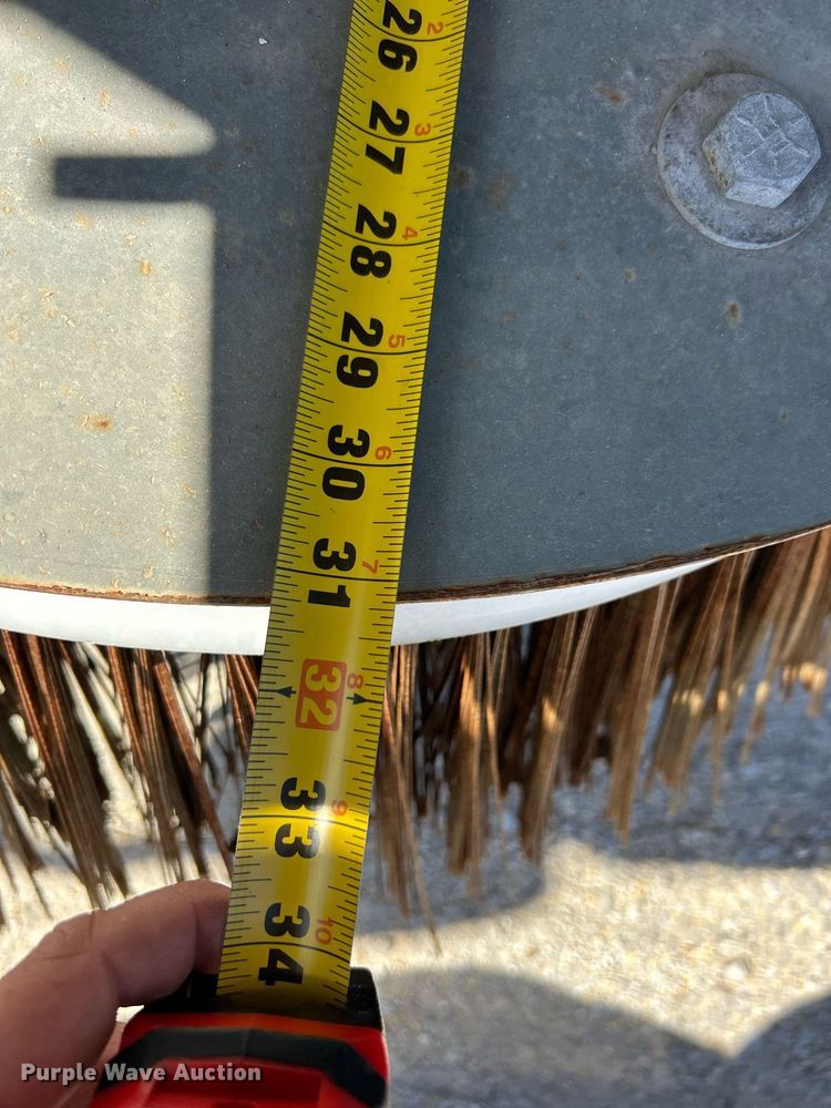 image for item EK3452 2015 Freightliner Business Class M2 street sweeper