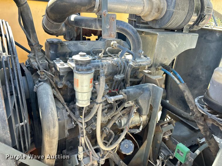 image for item EK3452 2015 Freightliner Business Class M2 street sweeper