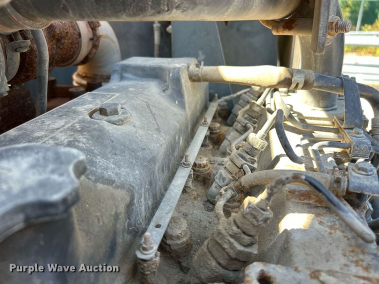 image for item EK3452 2015 Freightliner Business Class M2 street sweeper