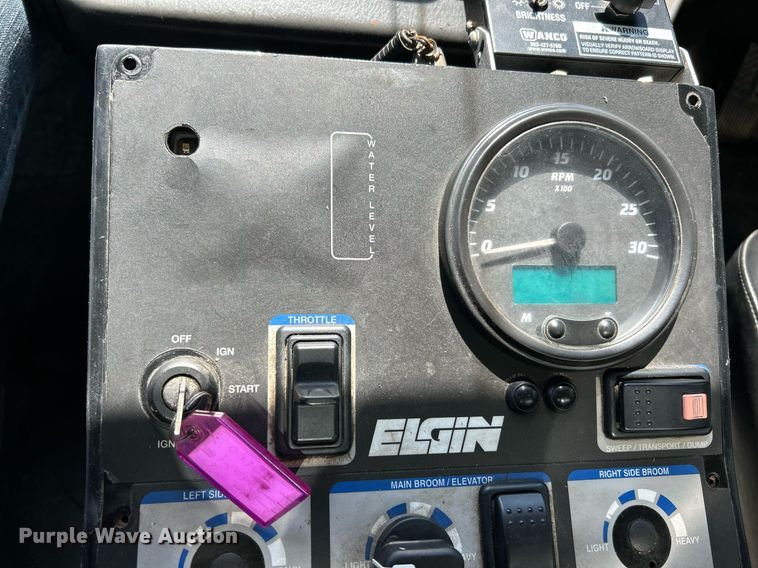 image for item EK3452 2015 Freightliner Business Class M2 street sweeper