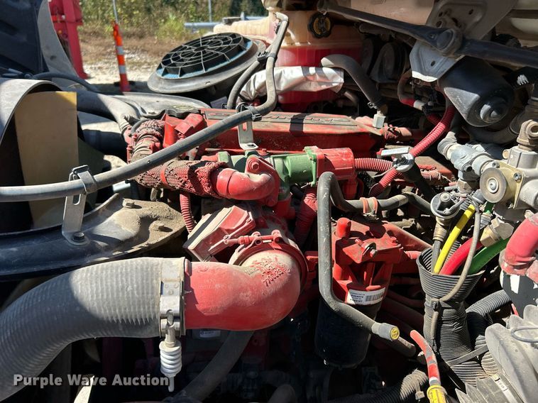 image for item EK3452 2015 Freightliner Business Class M2 street sweeper