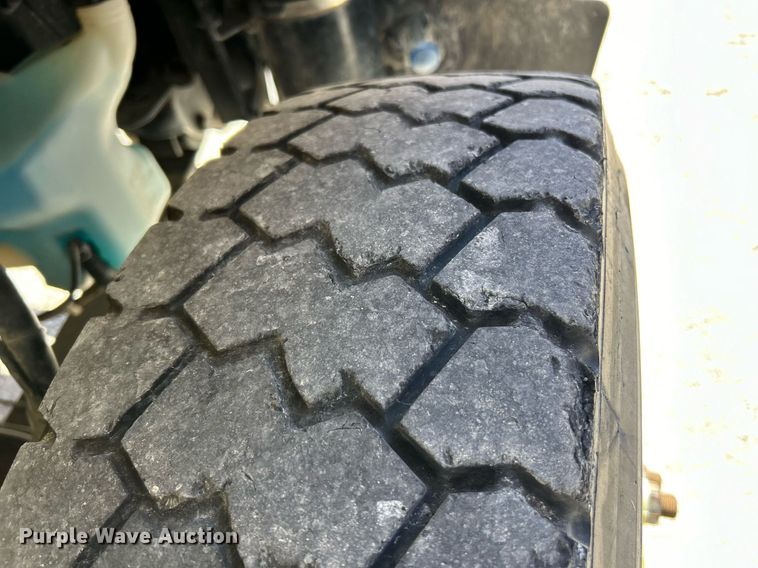 image for item EK3452 2015 Freightliner Business Class M2 street sweeper