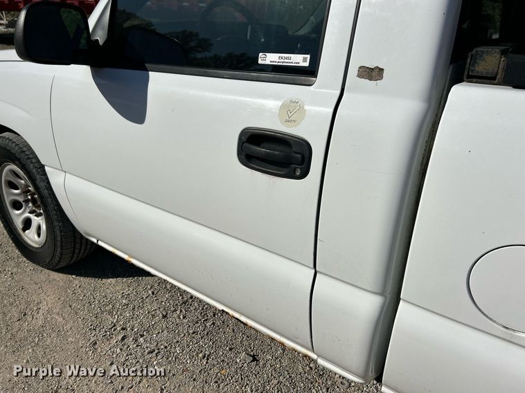 image for item EK3453 2005 Chevrolet  Silverado 1500 pickup truck