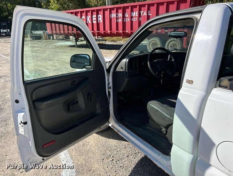 image for item EK3453 2005 Chevrolet  Silverado 1500 pickup truck