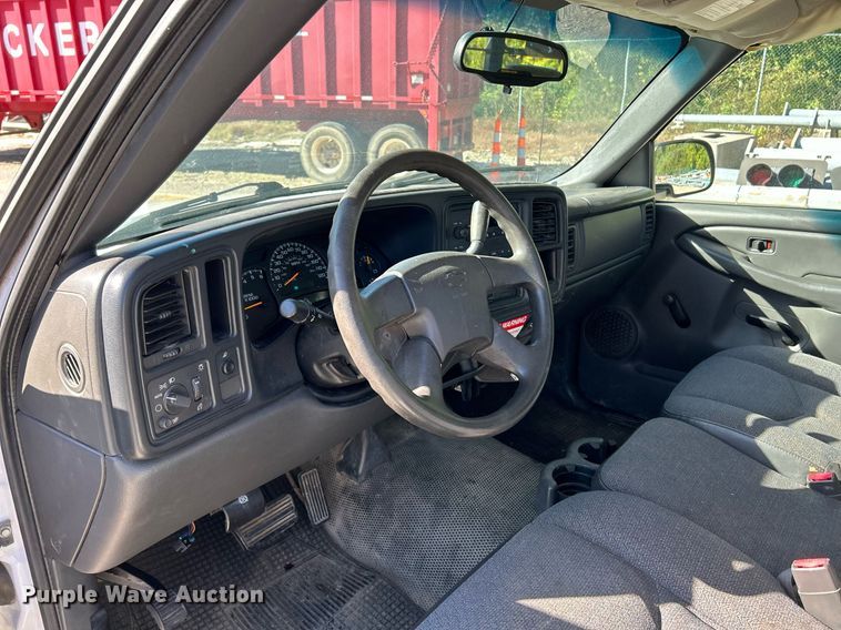 image for item EK3453 2005 Chevrolet  Silverado 1500 pickup truck